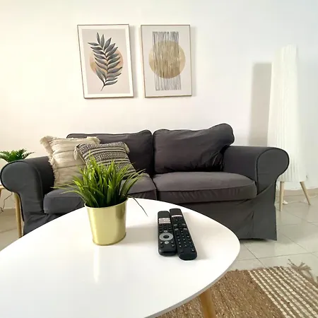 Apartment De La Torre 2 *